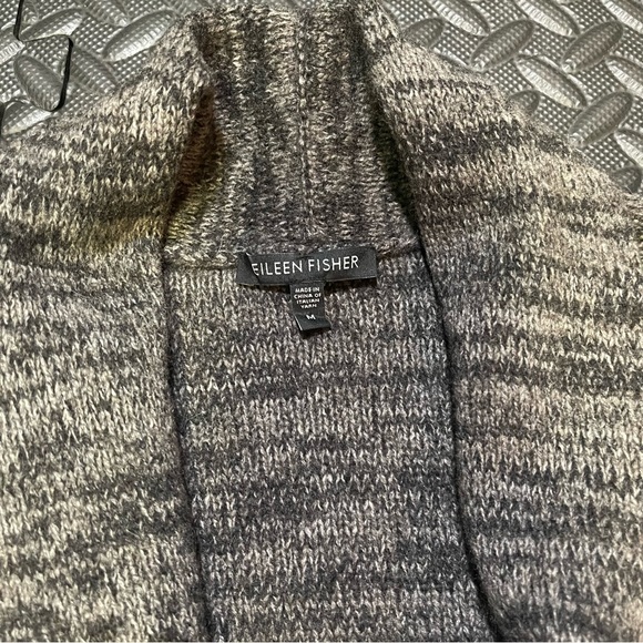 Eileen Fisher Wool Silk Blend Cardigan Sweater Size Medium Grey - Picture 2 of 7